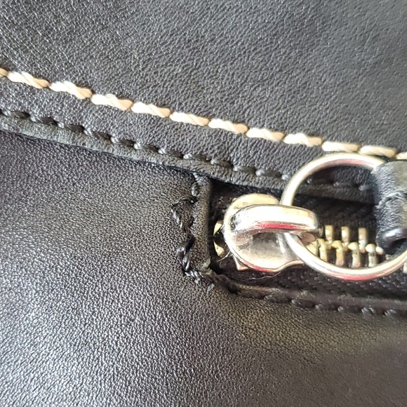 Coach hobo black leather purse - Picture 6 of 6